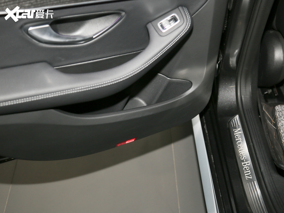 2021YC C 260 L \Ӱ