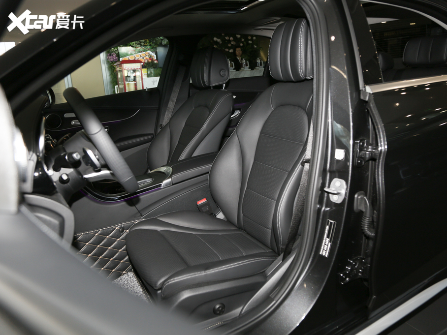 2021YC C 260 L \Ӱ