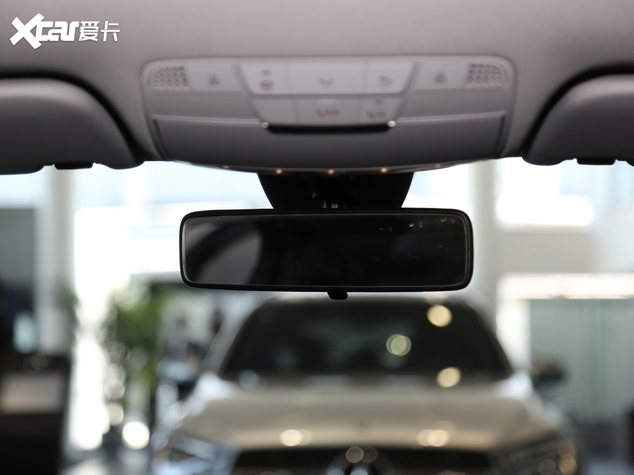 2021YC C 260 L \Ӱ