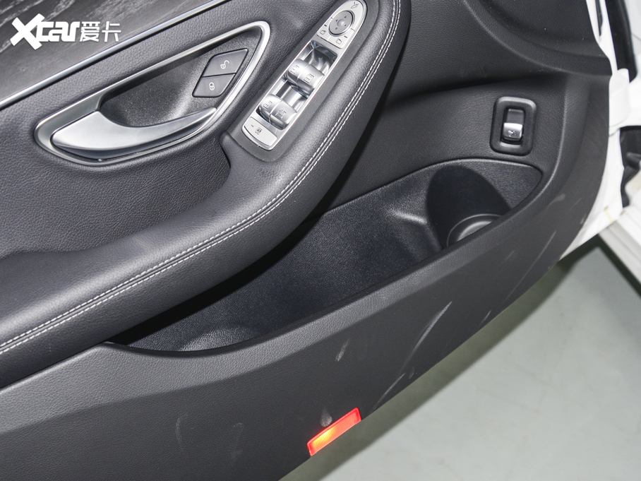 2021YC C 200 L r\Ӱ