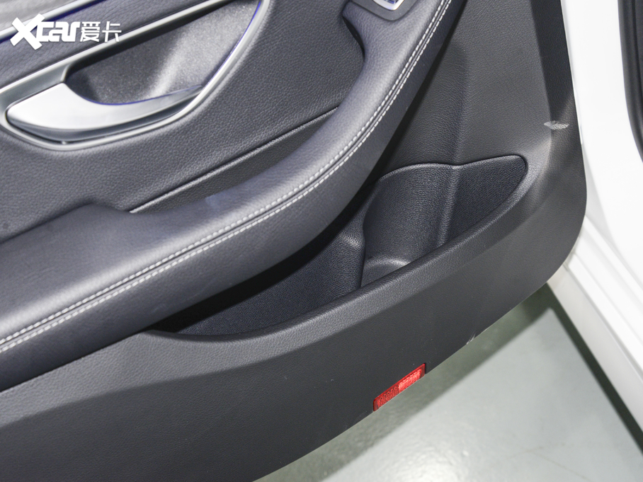 2021YC C 200 L r\Ӱ