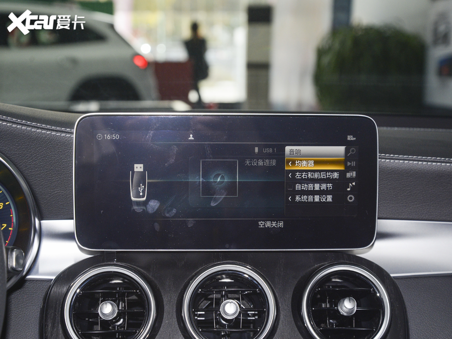 2021YC C 200 L r\Ӱ