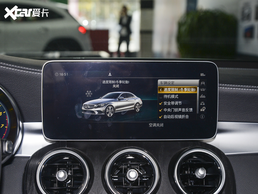 2021YC C 200 L r\Ӱ