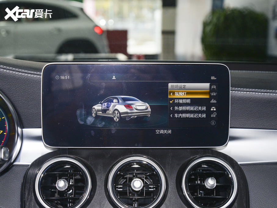 2021YC C 200 L r\Ӱ