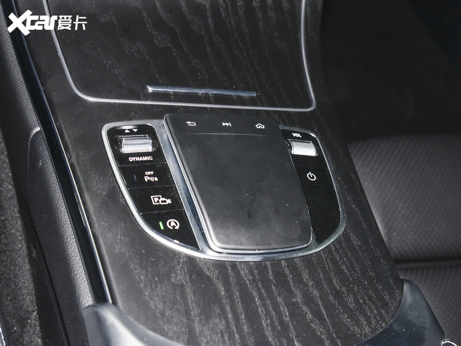 2021YC C 200 L r\Ӱ