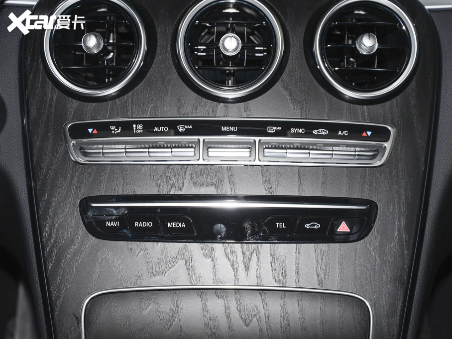 2021YC C 200 L r\Ӱ