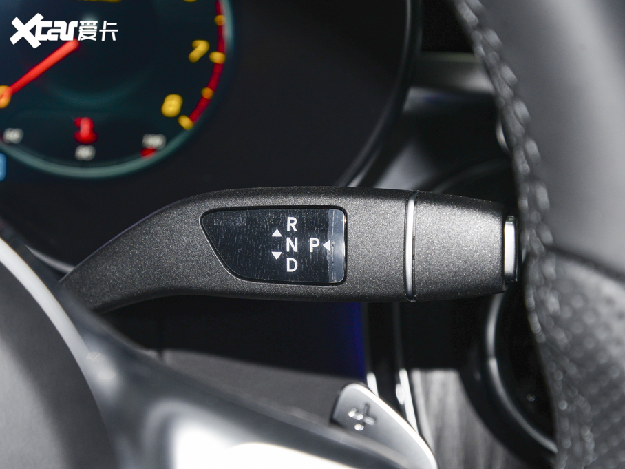 2021YC C 200 L r\Ӱ