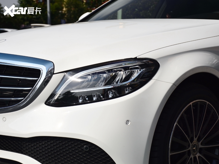 2021��YC�� C 260 L