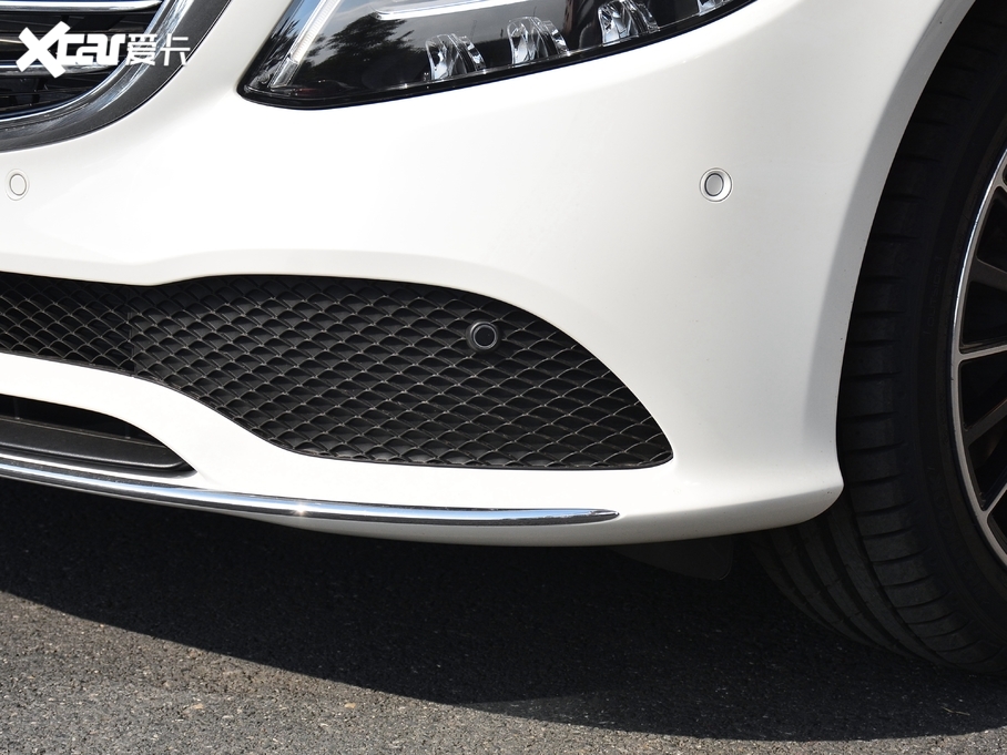 2021��YC�� C 260 L