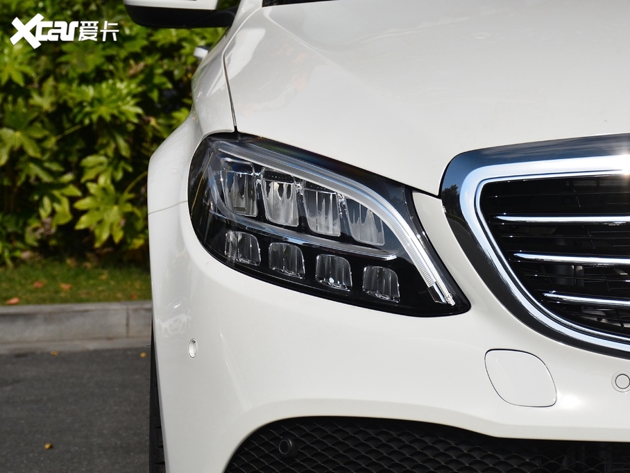 2021��YC�� C 260 L