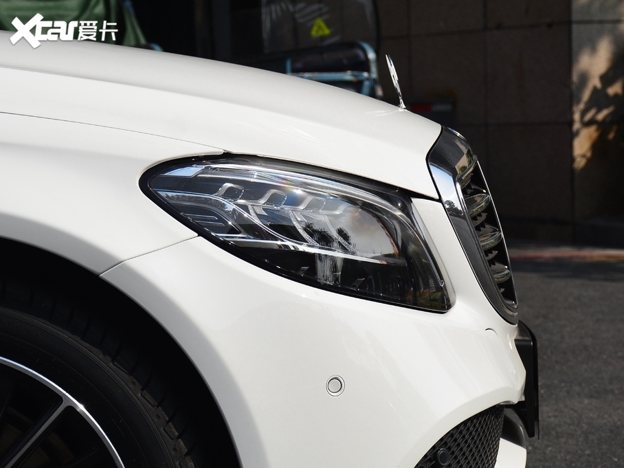 2021��YC�� C 260 L