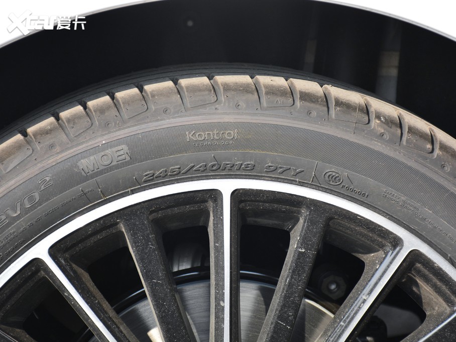 2021��YC�� C 260 L