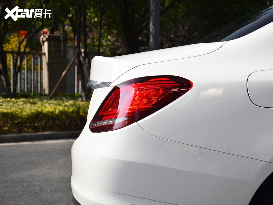 2021��YC�� C 260 L