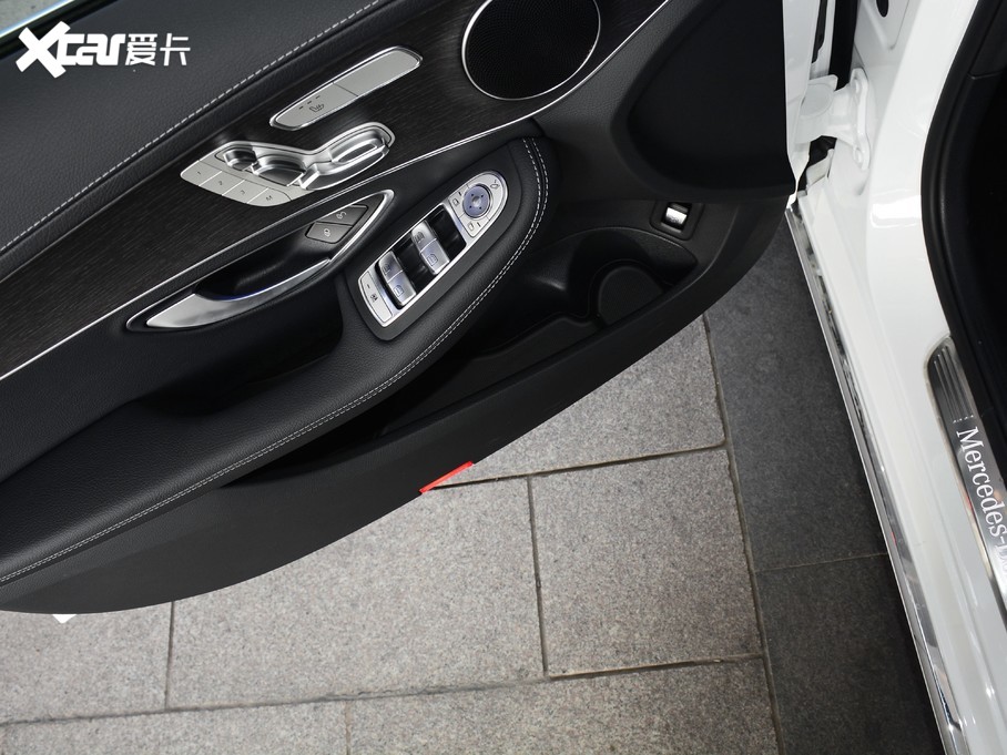 2021��YC�� C 260 L