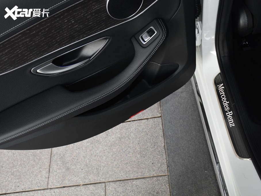 2021��YC�� C 260 L