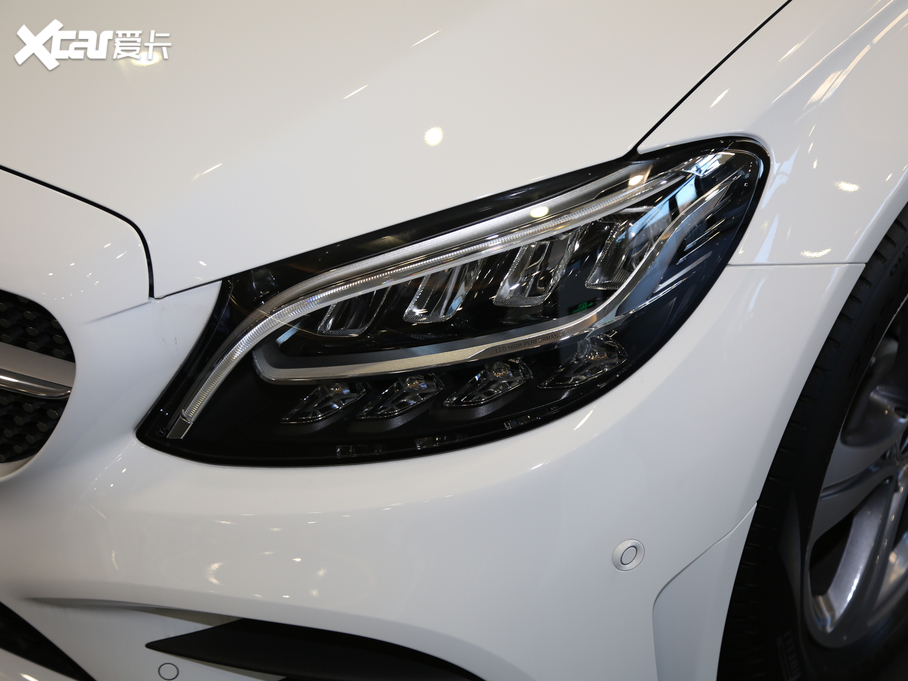 2021YC C 260 L \Ӱ