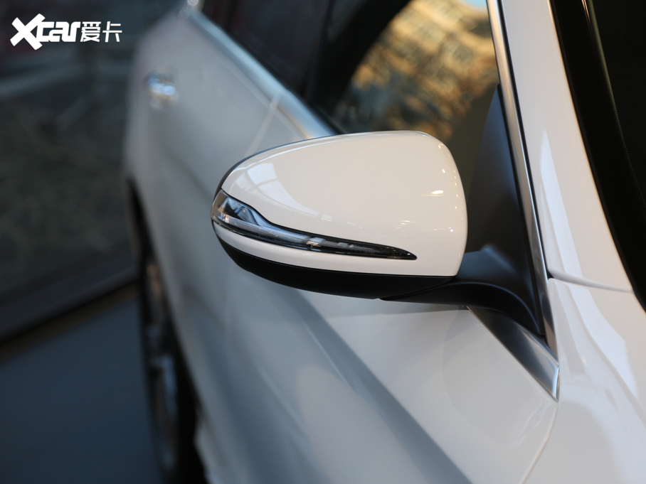 2021YC C 260 L \Ӱ