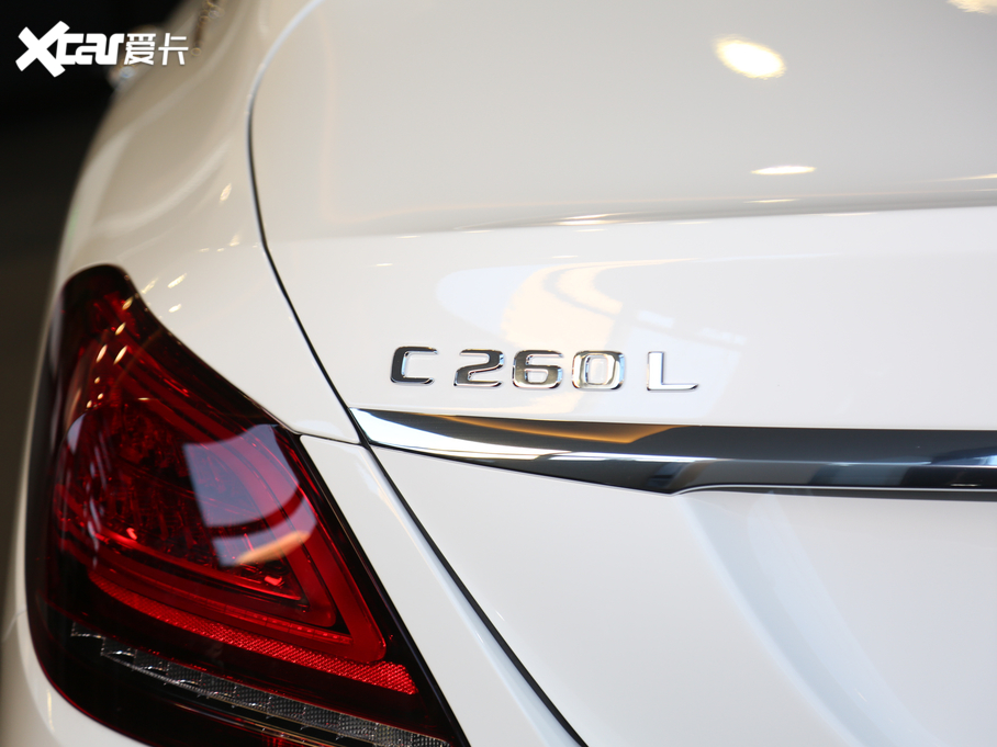 2021YC C 260 L \Ӱ