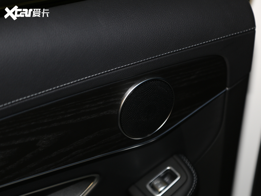 2021YC C 260 L \Ӱ