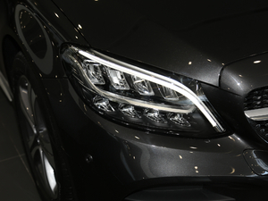 2021C 260 L \Ӱ (ji)^