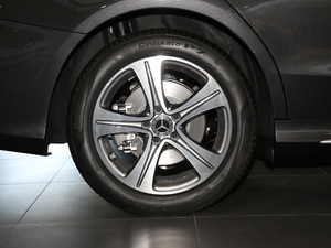 2021C 260 L \Ӱ ݆Ȧ