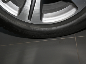 2021C 260 L \Ӱ ݆̥ߴ