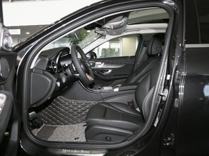 2021C 260 L \Ӱ ǰſg