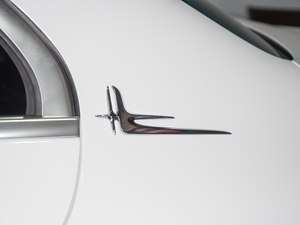 2021C 200 L r(sh)\(yn)(dng) (x)(ji)^