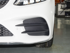 2021C 200 L r(sh)\(yn)(dng) (x)(ji)^