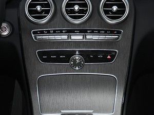2021款C 260 L 音响调节