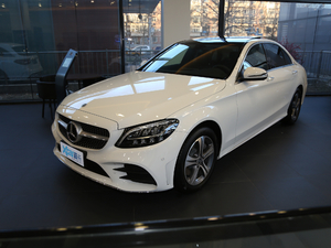 2021C 260 L ˶ ǰ45