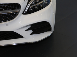 2021C 260 L \Ӱ (ji)^