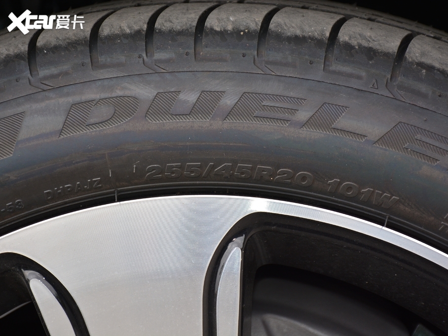 2021��YGLC GLC 300 L 4MATIC ���A��