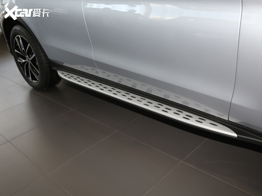 2021YGLC GLC 300 L 4MATIC Ӹ