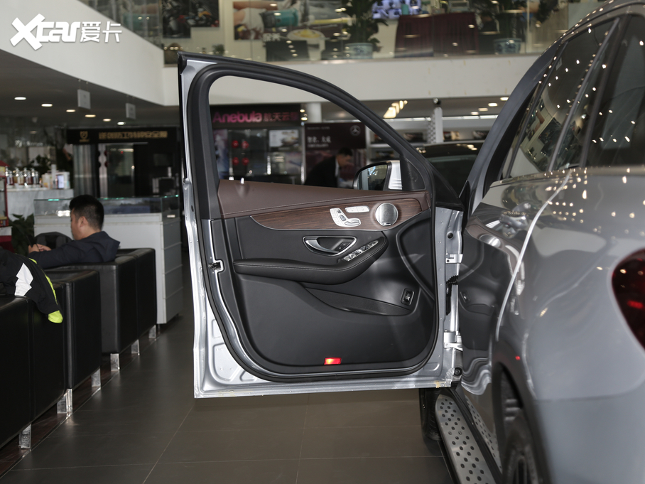 2021YGLC GLC 300 L 4MATIC Ӹ