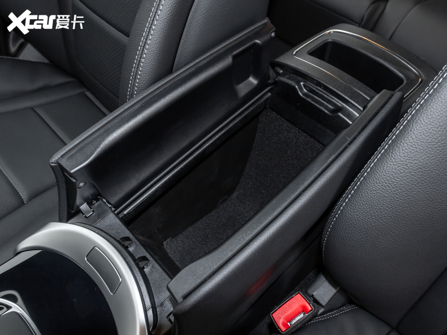 2021YGLC GLC 260 L 4MATIC (dng)