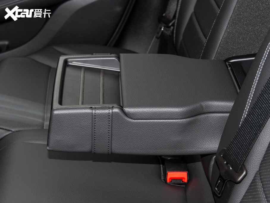 2021YGLC GLC 260 L 4MATIC Ӹ