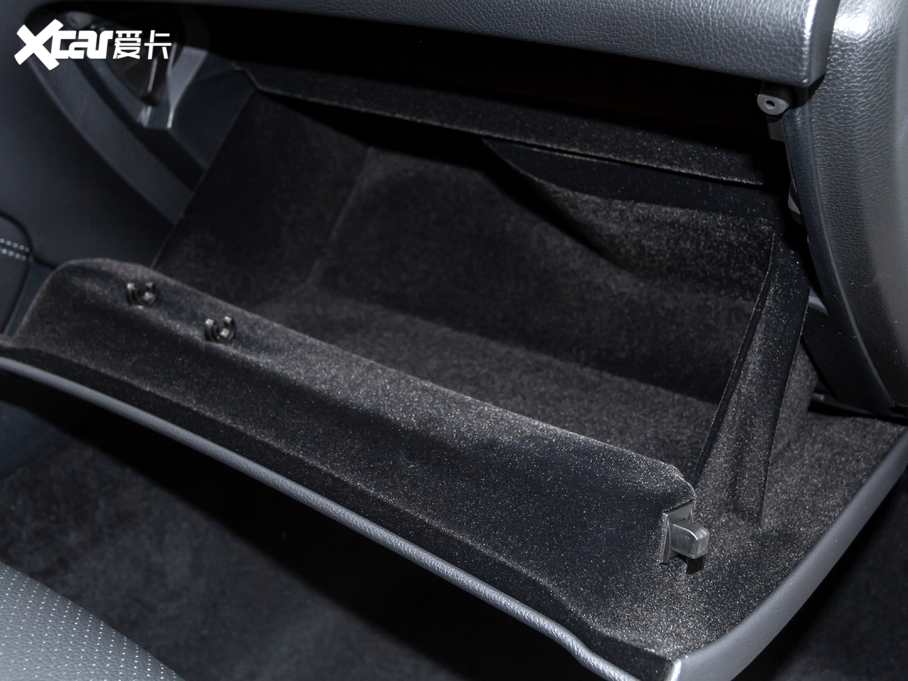 2021YGLC GLC 260 L 4MATIC Ӹ