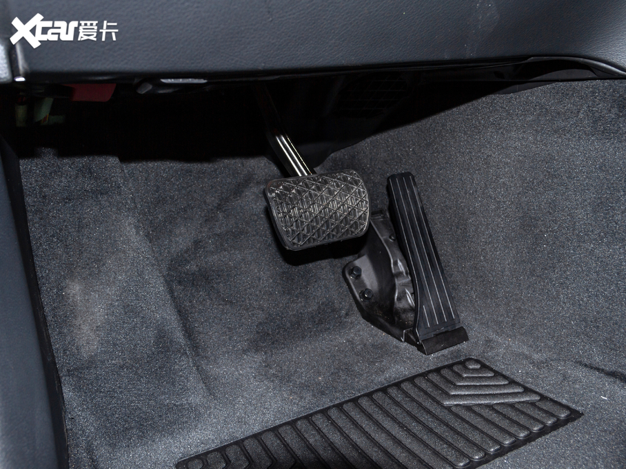 2021YGLC GLC 260 L 4MATIC Ӹ