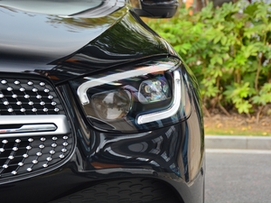 2021款GLC 300 L 4MATIC 豪华型 大灯