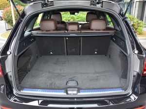 2021款GLC 300 L 4MATIC 豪华型 行李厢空间