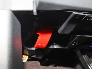 2021GLC 300 L 4MATIC A п؅^