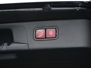 2021GLC 300 L 4MATIC A п؅^