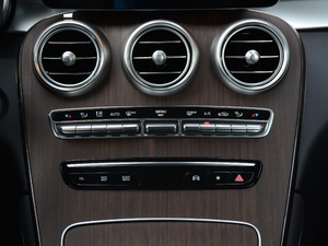 2021GLC 300 L 4MATIC A {{