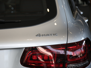 2021GLC 300 L 4MATIC Ӹ ^