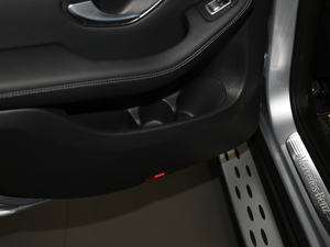 2021GLC 300 L 4MATIC Ӹ g