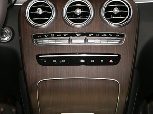 2021款GLC 300 L 4MATIC 动感型 音响调节