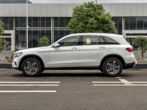 2021款GLC 260 L 4MATIC 动感型 正侧（左）