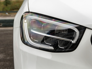 2021GLC 260 L 4MATIC Ӹ ^