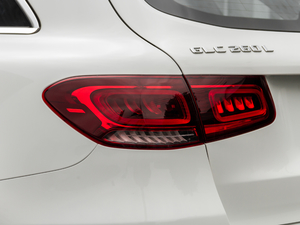 2021GLC 260 L 4MATIC Ӹ ^